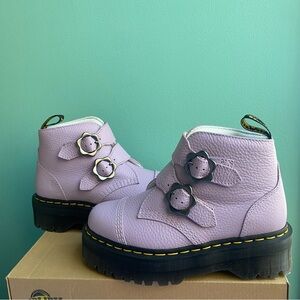 DR MARTENS • devon flower boot in lilac NEW